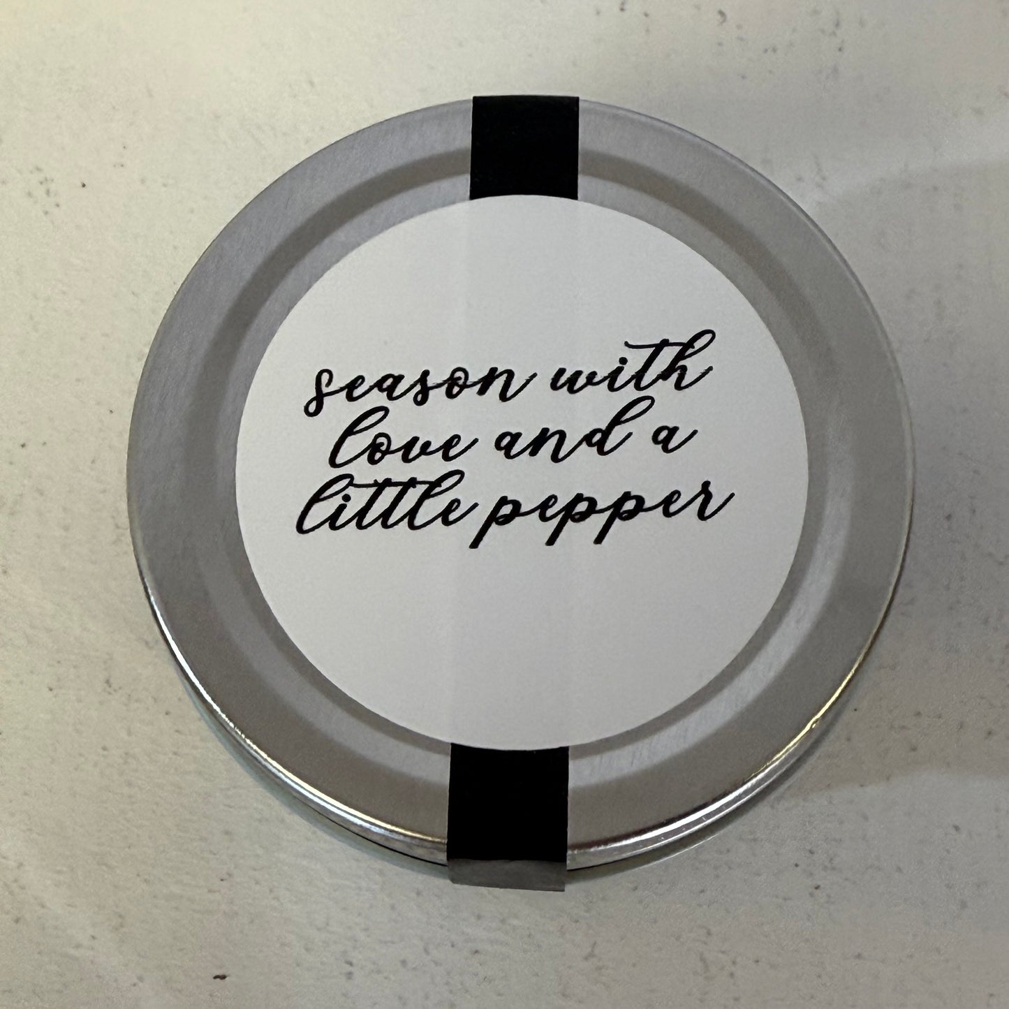 Organic Black Peppercorns – Whole Peppercorns – Fresh Cracked Pepper – Gourmet Spice – Refillable Grinder Pepper